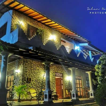 Deutsche Villa Hikkaduwa Ngoại thất bức ảnh