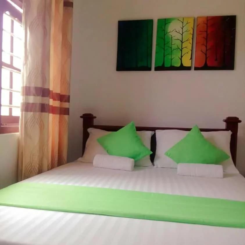 Deutsche Villa Hikkaduwa Ngoại thất bức ảnh