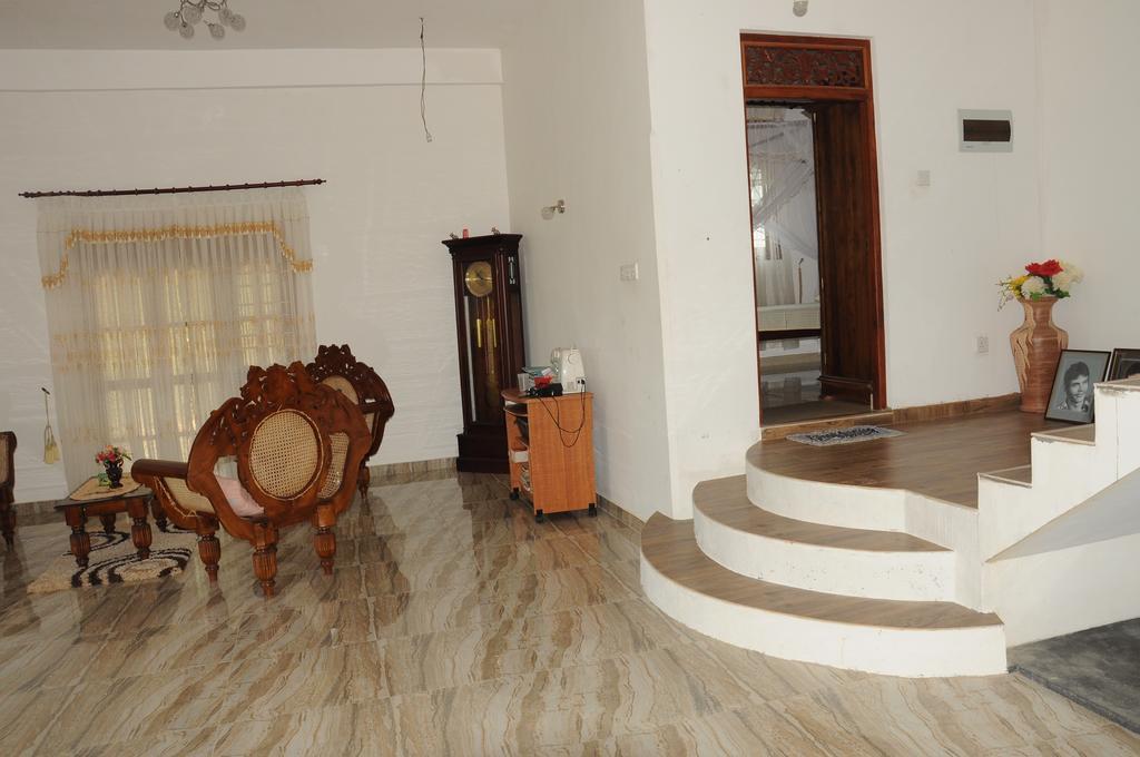 Deutsche Villa Hikkaduwa Ngoại thất bức ảnh