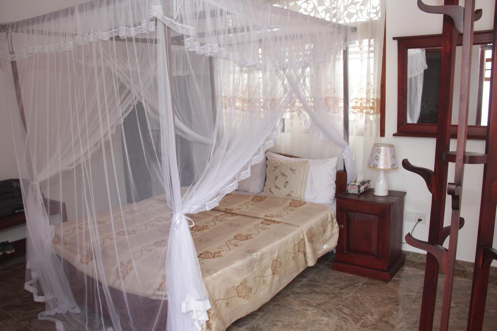 Deutsche Villa Hikkaduwa Ngoại thất bức ảnh