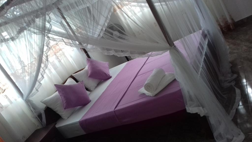 Deutsche Villa Hikkaduwa Ngoại thất bức ảnh