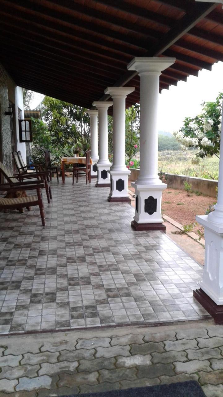 Deutsche Villa Hikkaduwa Ngoại thất bức ảnh